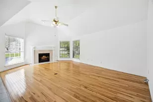 9325 Vista Cir, Irving, TX 75063 - Photo 3