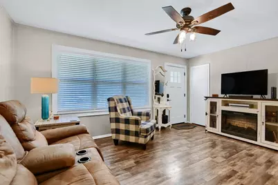 103 Tipton Street, Whitesboro, TX 76273 - Photo 5