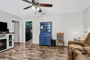 103 Tipton St, Whitesboro, TX 76273 - Photo 7