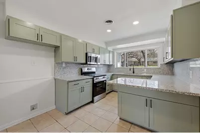 1720 Woods Drive, Arlington, TX 76010 - Photo 7