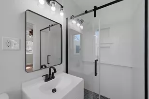 1720 Woods Dr, Arlington, TX 76010 - Photo 21