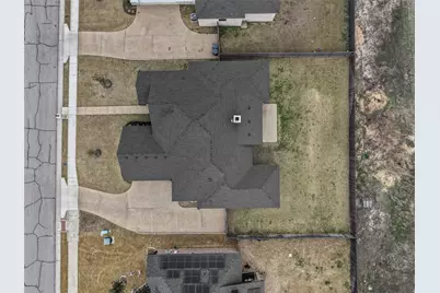 10201 Castleberry Lane, Waco, TX 76712 - Photo 35