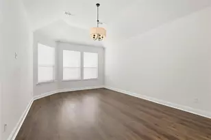 11540 Twining Branch Cir, Fort Worth, TX 76052 - Photo 9