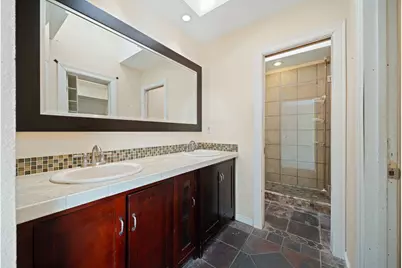 15606 Kingscrest Circle, Dallas, TX 75248 - Photo 13