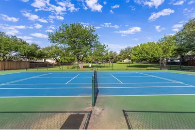 15606 Kingscrest Circle, Dallas, TX 75248 - Photo 31