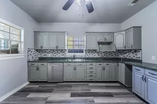 3224 S Adams St, Fort Worth, TX 76110 - Photo 13