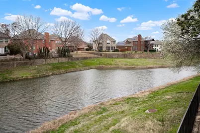 7712 Lakecrest Circle, Irving, TX 75063 - Photo 27