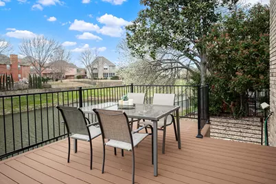 7712 Lakecrest Circle, Irving, TX 75063 - Photo 25