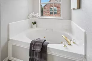 200 Cactus Flower Ct, Irving, TX 75063 - Photo 19