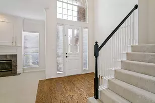 434 Waterside Dr, Irving, TX 75063 - Photo 3
