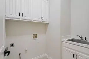 434 Waterside Dr, Irving, TX 75063 - Photo 21