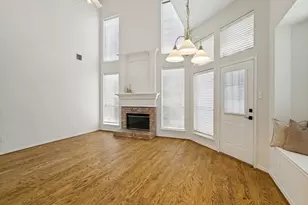 434 Waterside Dr, Irving, TX 75063 - Photo 9