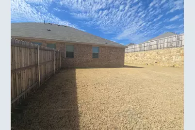 1209 Dragon Way, Azle, TX 76020 - Photo 13