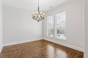 425 Adventurous Shield Dr, Lewisville, TX 75056 - Photo 5