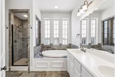 425 Adventurous Shield Drive, Lewisville, TX 75056 - Photo 23