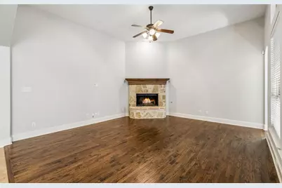 425 Adventurous Shield Drive, Lewisville, TX 75056 - Photo 19
