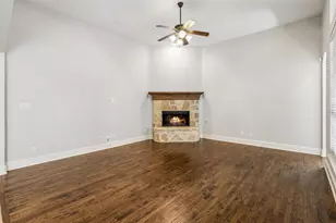 425 Adventurous Shield Dr, Lewisville, TX 75056 - Photo 19