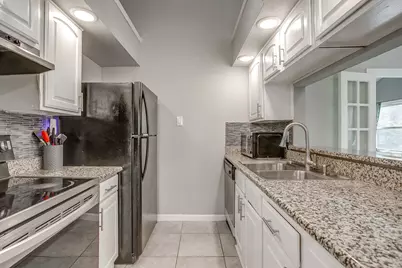 3921 Seven Gables Street, Fort Worth, TX 76133 - Photo 21