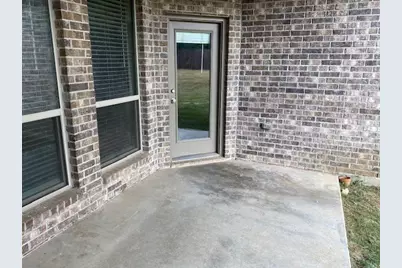 705 Buffalo Creek Drive, Cleburne, TX 76033 - Photo 23