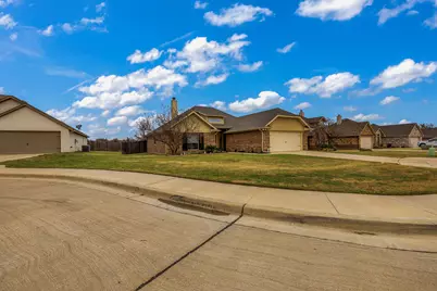 1836 Town Creek Circle, Weatherford, TX 76086 - Photo 3