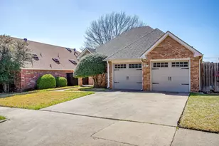 1115 Olde Towne Dr, Irving, TX 75061 - Photo 3