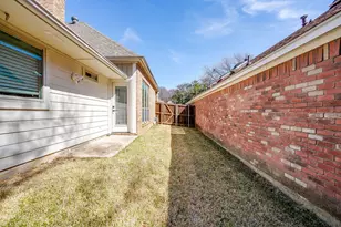 1115 Olde Towne Dr, Irving, TX 75061 - Photo 35