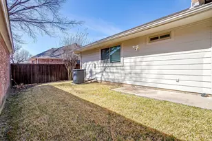 1115 Olde Towne Dr, Irving, TX 75061 - Photo 37