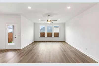 14558 Jemison Street, Pilot Point, TX 75009 - Photo 7
