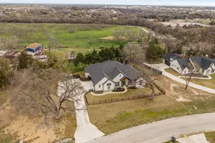 1004 Meadow Wood Ter, Azle, TX 76020 - Photo 31