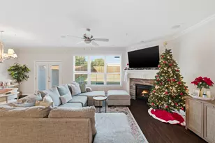 385 Busher Dr, Lewisville, TX 75067 - Photo 5