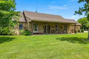426 Co Rd 3435, Paradise, TX 76073 - Photo 3