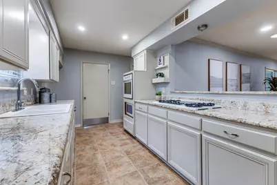 2223 Babalos Lane, Dallas, TX 75228 - Photo 11