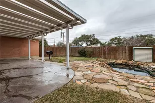 2223 Babalos Ln, Dallas, TX 75228 - Photo 21