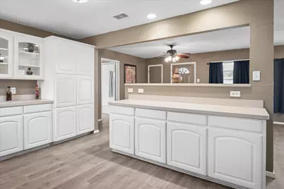 1613 Dale Drive, Arlington, TX 76010 - Photo 7