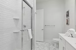 2990 Reagan St, Dallas, TX 75219 - Photo 9