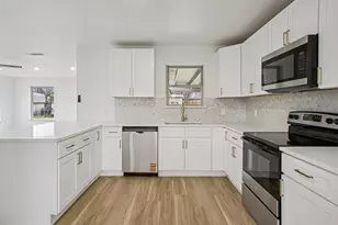 5905 Walraven Cir, Fort Worth, TX 76133 - Photo 15