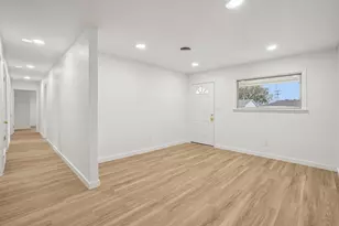 5905 Walraven Cir, Fort Worth, TX 76133 - Photo 11