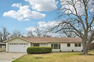 5905 Walraven Cir, Fort Worth, TX 76133 - Photo 1