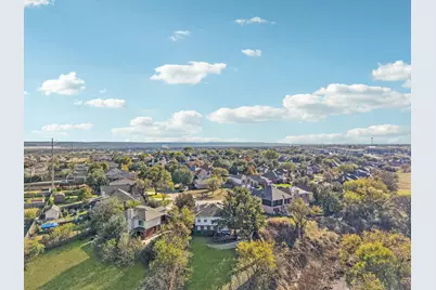 3901 Silver Meadow Lane, Grand Prairie, TX 75052 - Photo 31