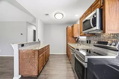 1154 Miles Avenue, Burleson, TX 76028 - Photo 17