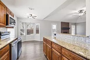 1154 Miles Ave, Burleson, TX 76028 - Photo 19