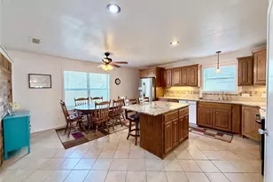 7967 Bonnie Cir, Abilene, TX 79606 - Photo 9