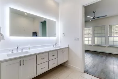 5015 Meridian Lane #1102, Addison, TX 75001 - Photo 7