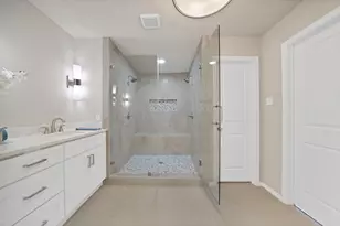 2814 Marquis Cir E, Arlington, TX 76016 - Photo 25