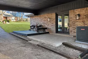 2814 Marquis Cir E, Arlington, TX 76016 - Photo 3