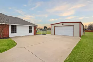1121 Pierce Rd, Red Oak, TX 75154 - Photo 33