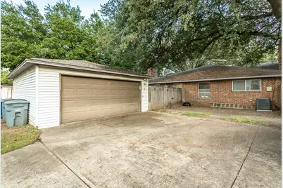 7544 Brentcove Circle, Dallas, TX 75214 - Photo 31