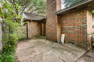 7544 Brentcove Cir, Dallas, TX 75214 - Photo 29