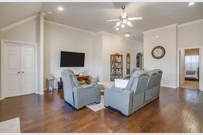 1085 Saint Andrews Drive, Burleson, TX 76028 - Photo 9