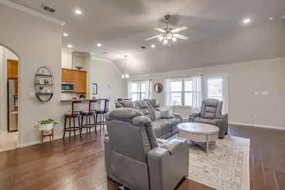 1085 Saint Andrews Drive, Burleson, TX 76028 - Photo 7